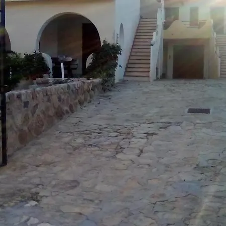Sherden House Pensión Solanas (Cagliari)
